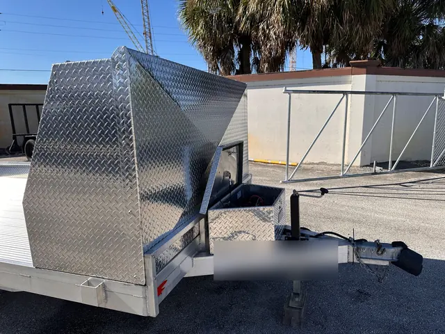 Lanza y caja de herramientas del remolque abierto de aluminio
