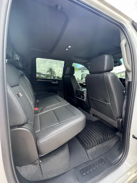 Silverado crew cab rear cabin, leather bench and headliner
